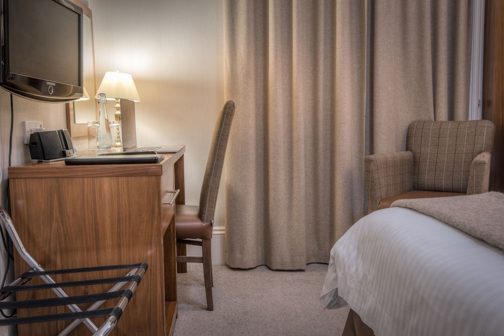 Mackays Hotel Wick 22/50