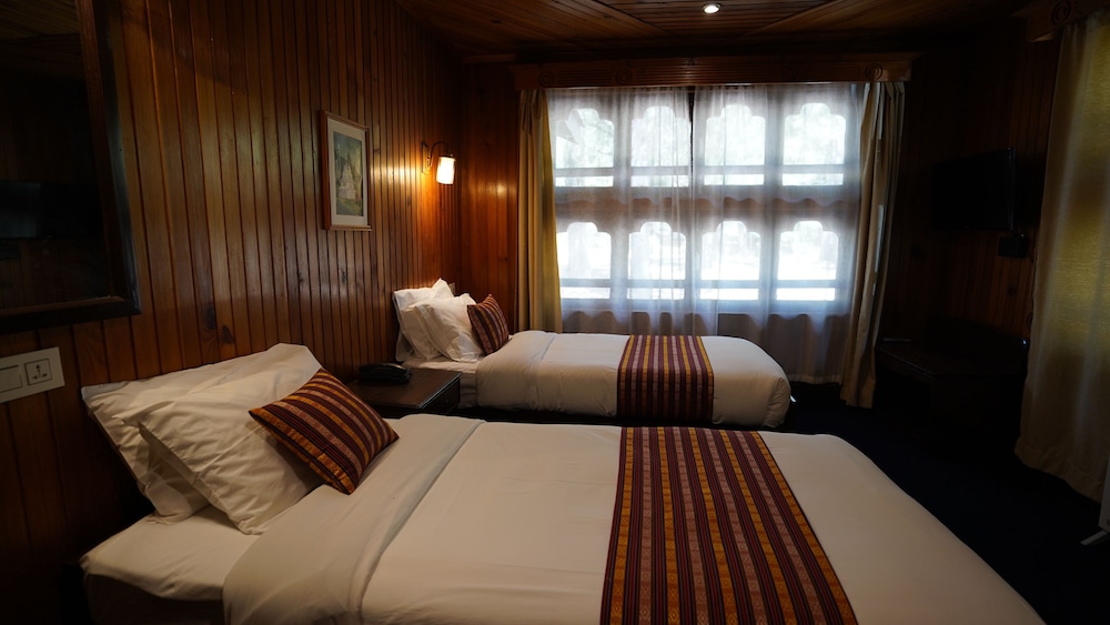 HOTEL OLATHANG 9/43
