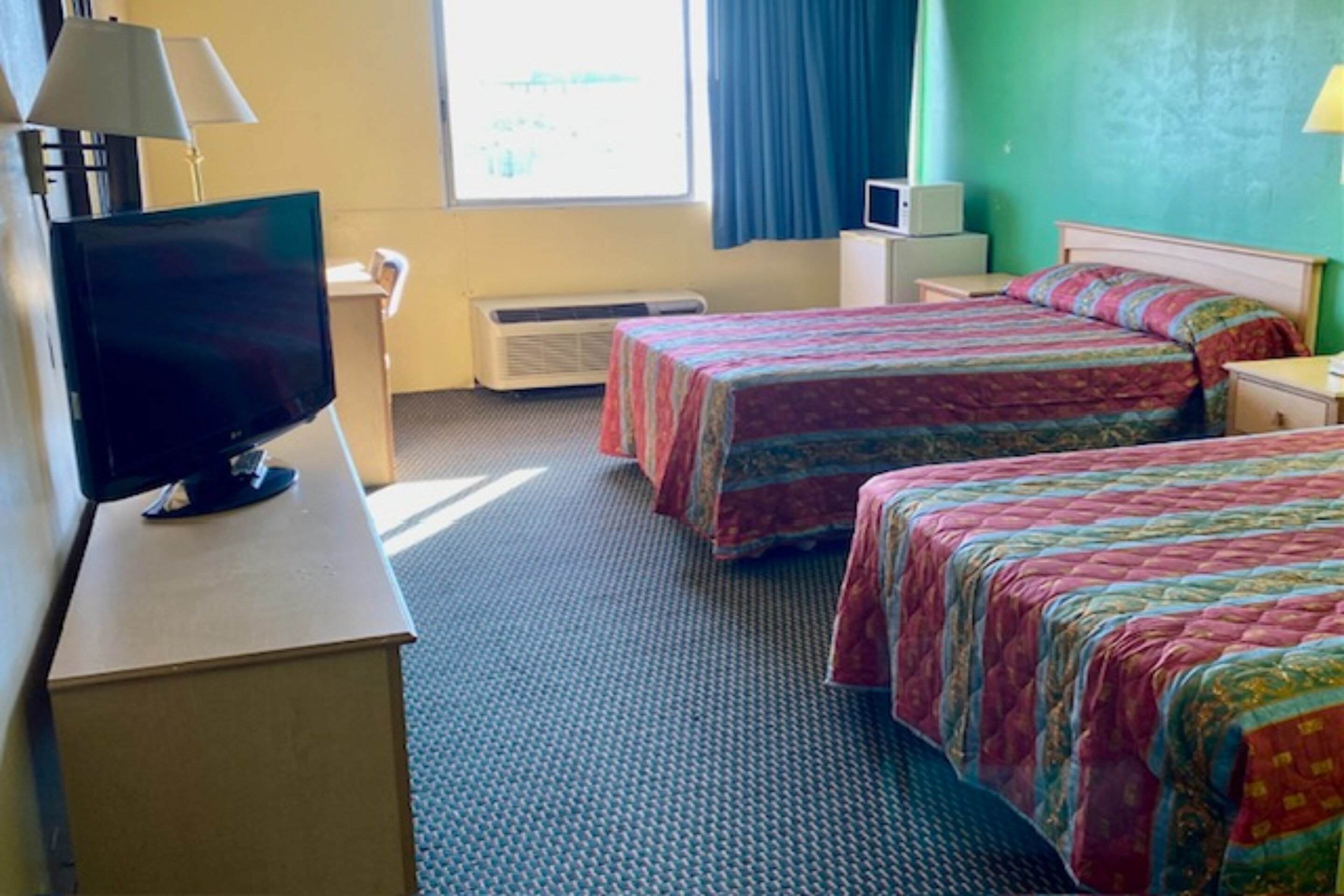 Red Carpet Inn & Suites Lima 13/64