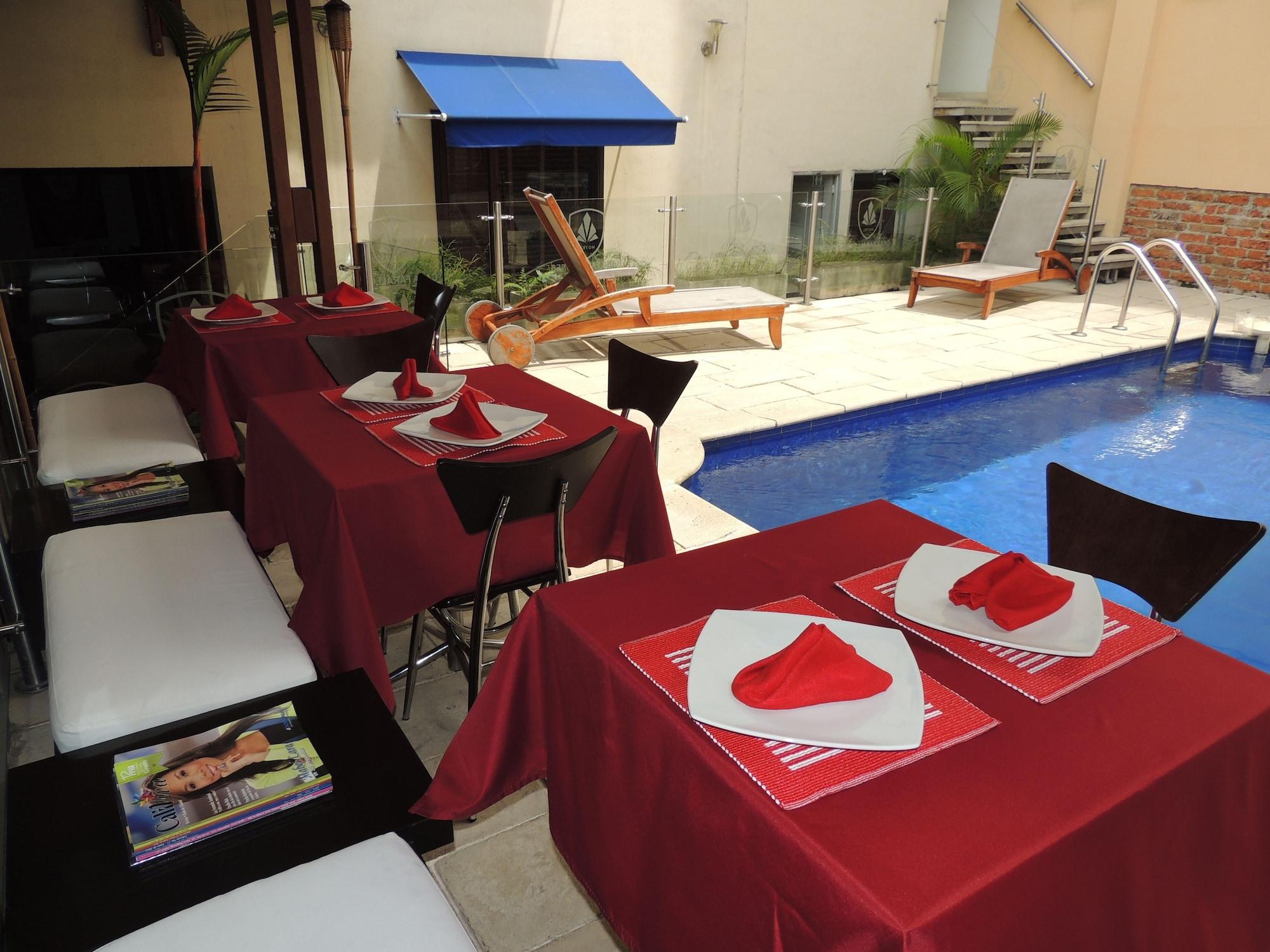 Hotel Boutique Casa Farallones 14/23