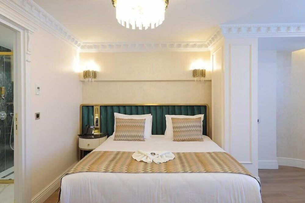 Golden Horn Bosphorus Hotel 31/64