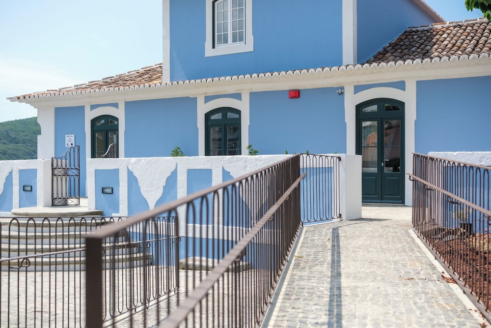 AZORES BOOK HOTEL 36/46