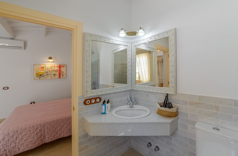 Seranova Luxury Hotel - Adults Only 49/50
