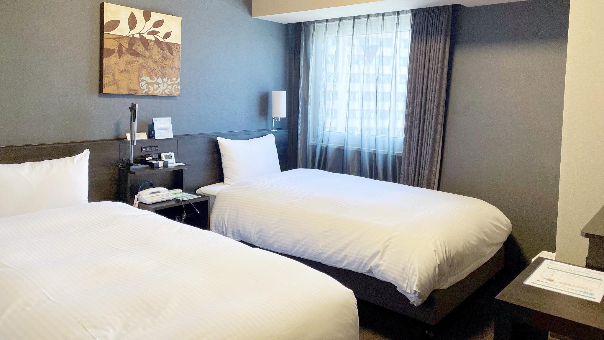 Standard, Twin Beds, Smoking