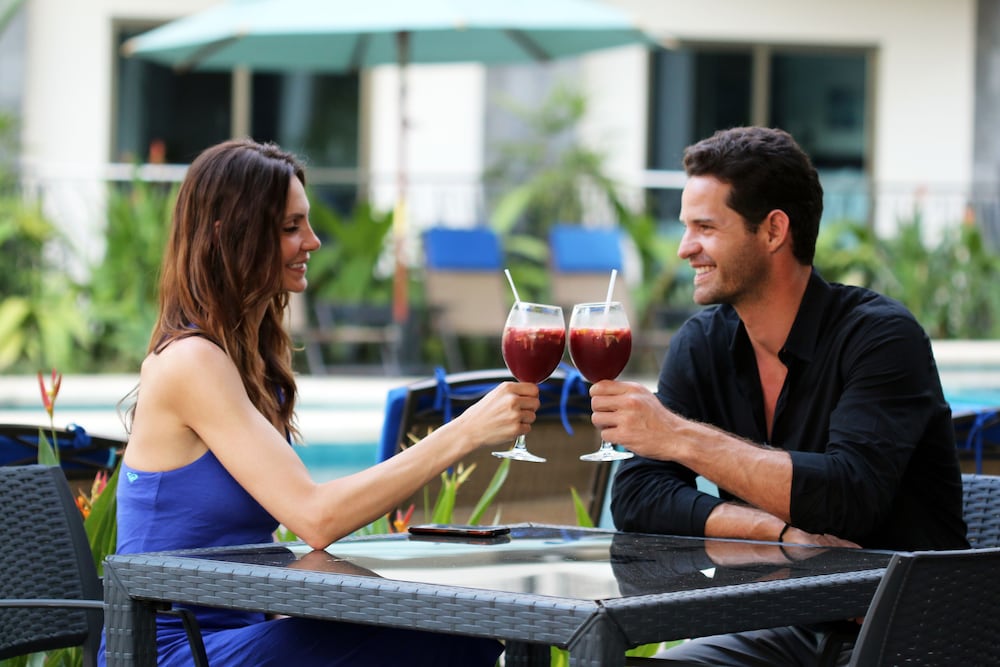 Oceano Boutique Hotel And Gallery 47/51