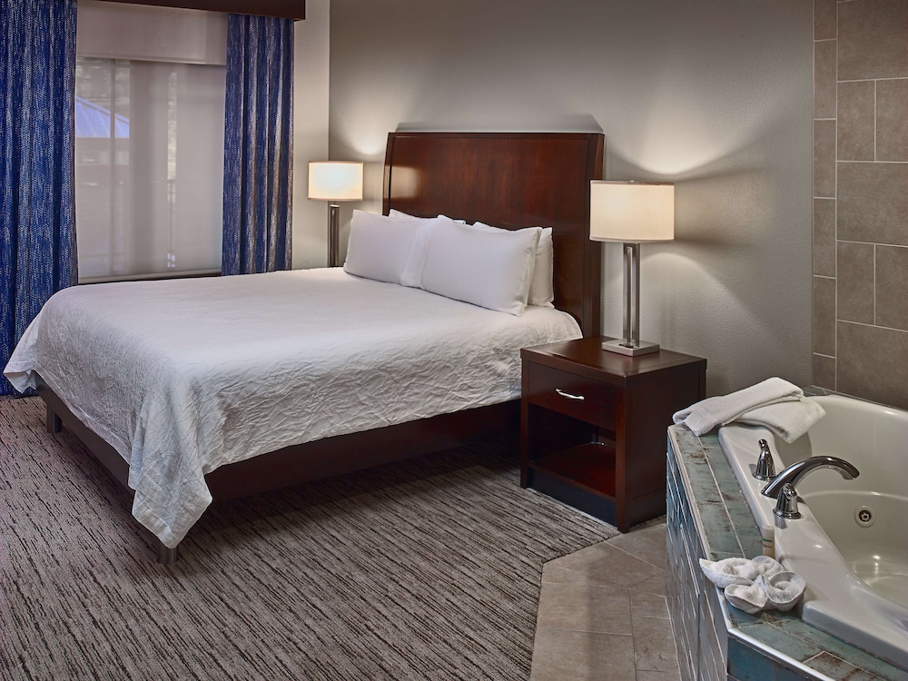 Hilton Garden Inn Gatlinburg 21/70