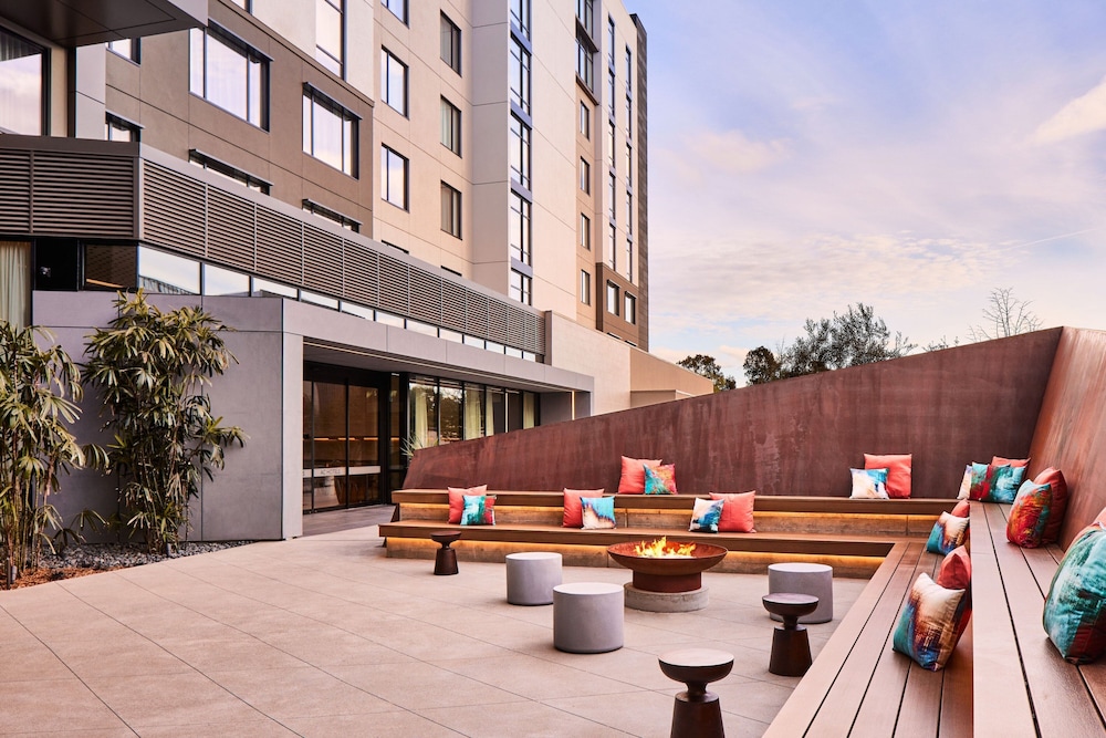 AC Hotel by Marriott Sunnyvale Moffett Park 45/48