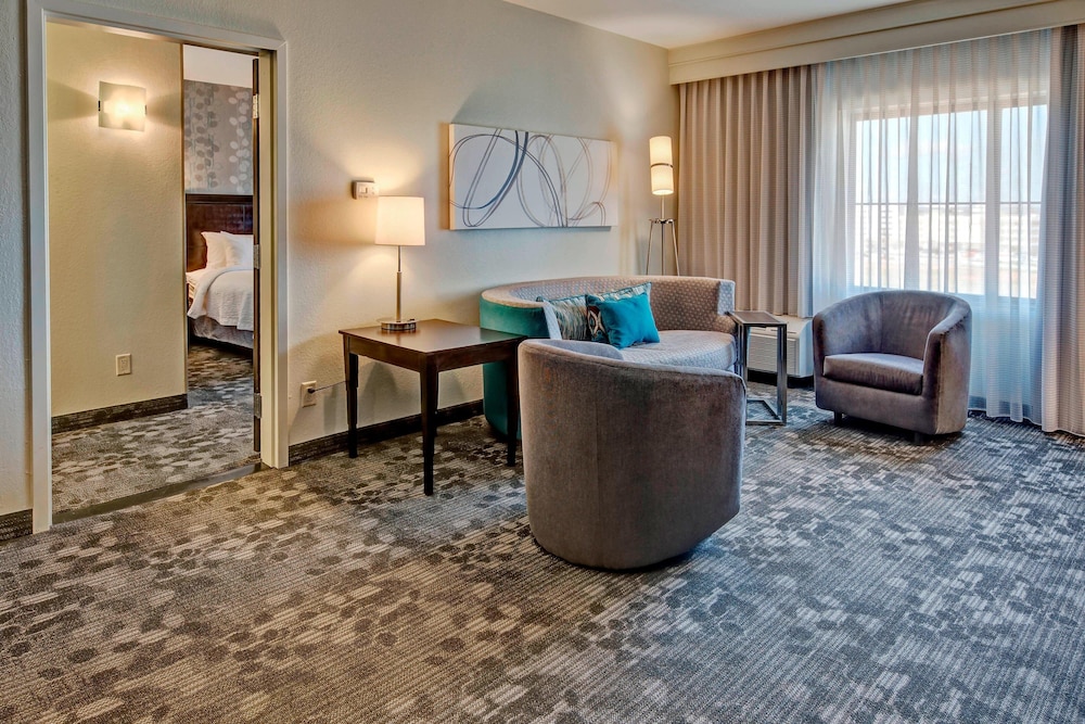 Courtyard By Marriott Midland 29/51