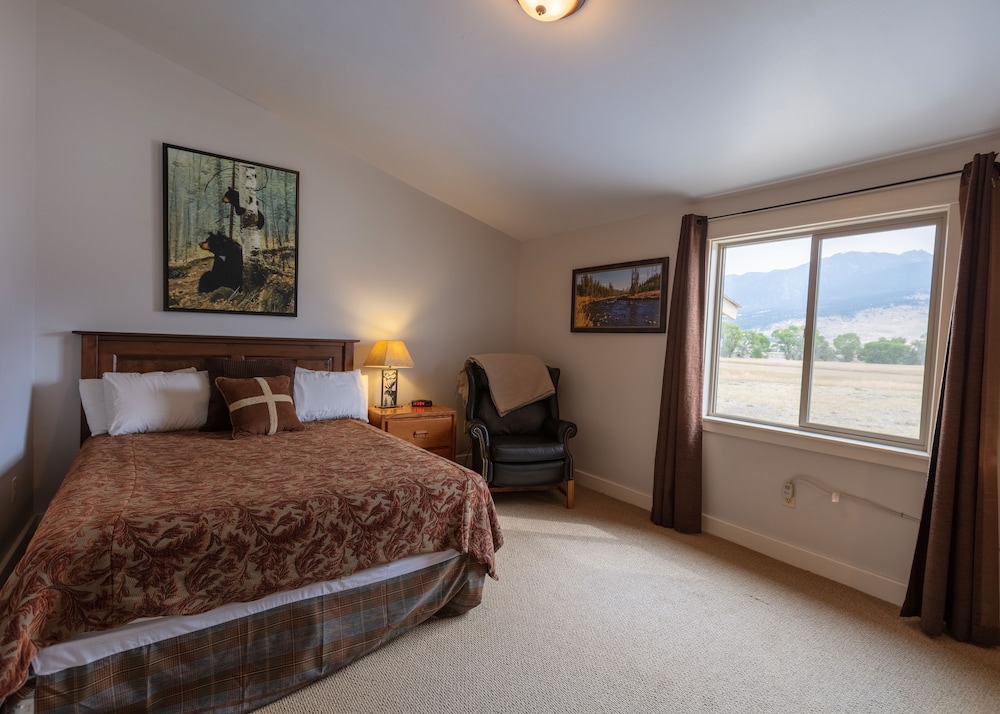 Yellowstone Valley Lodge Ascend Hotel Collection 10/51