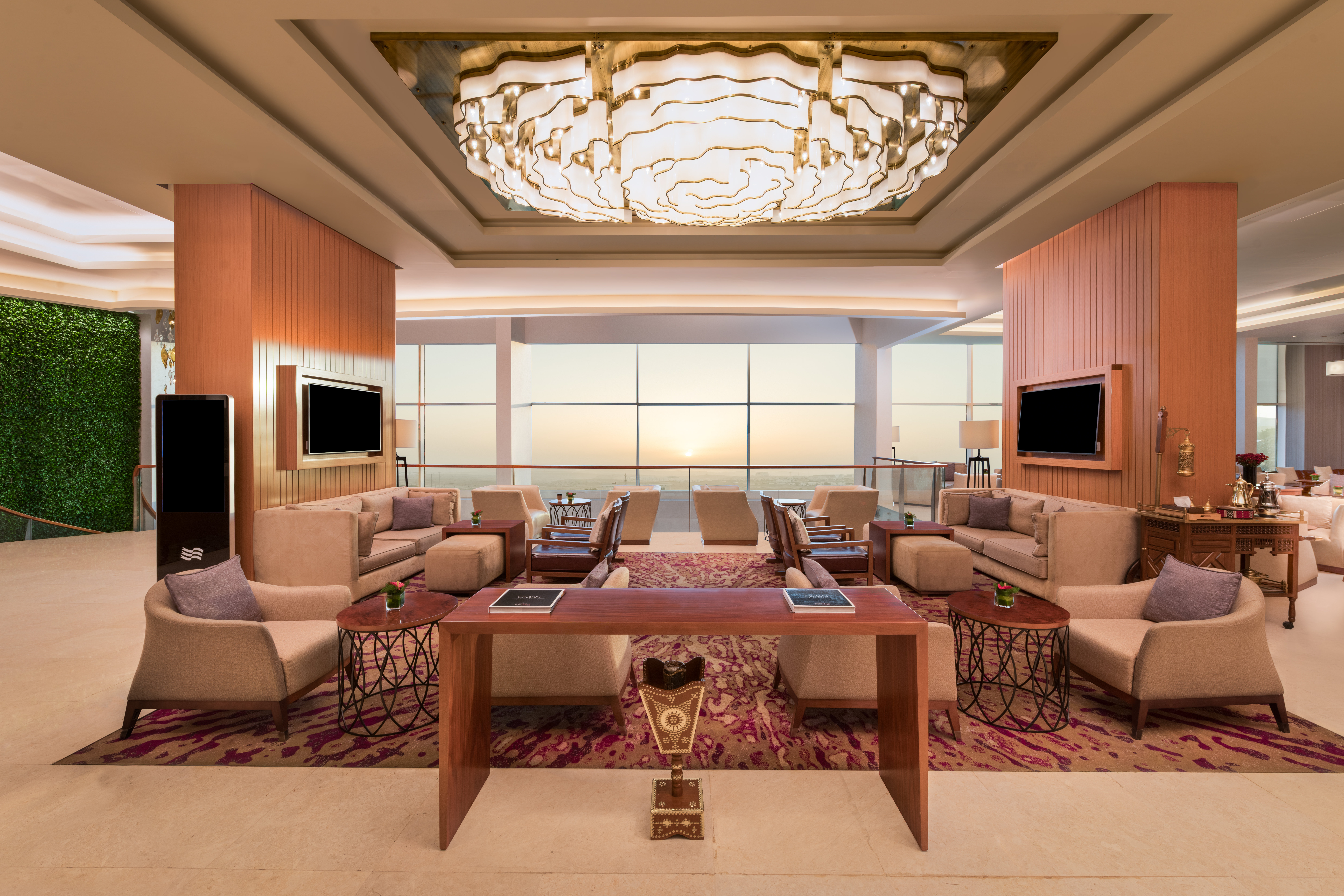 Crowne Plaza Muscat Oman Convention and Exhibition Centre (OCEC) 50/76
