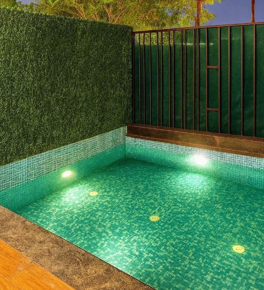 Vintclub Resort 25/50