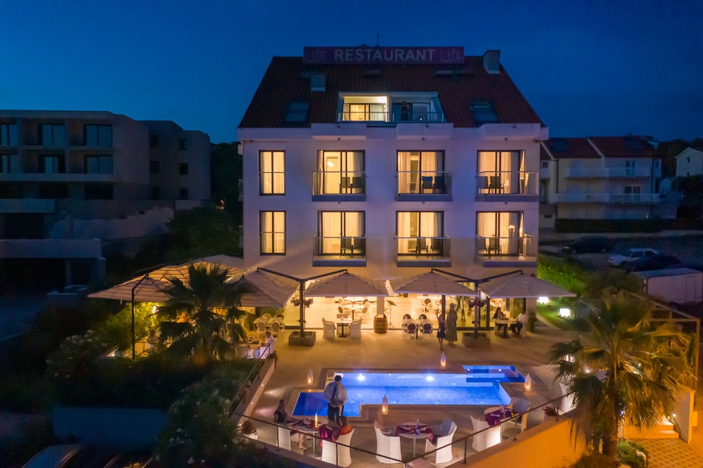 Boutique Hotel Life 1/50