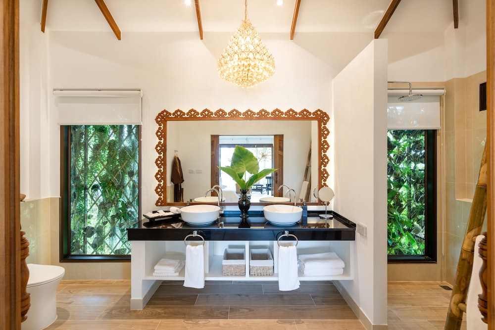 Lanta Palace Resort And Beach Club 3/50