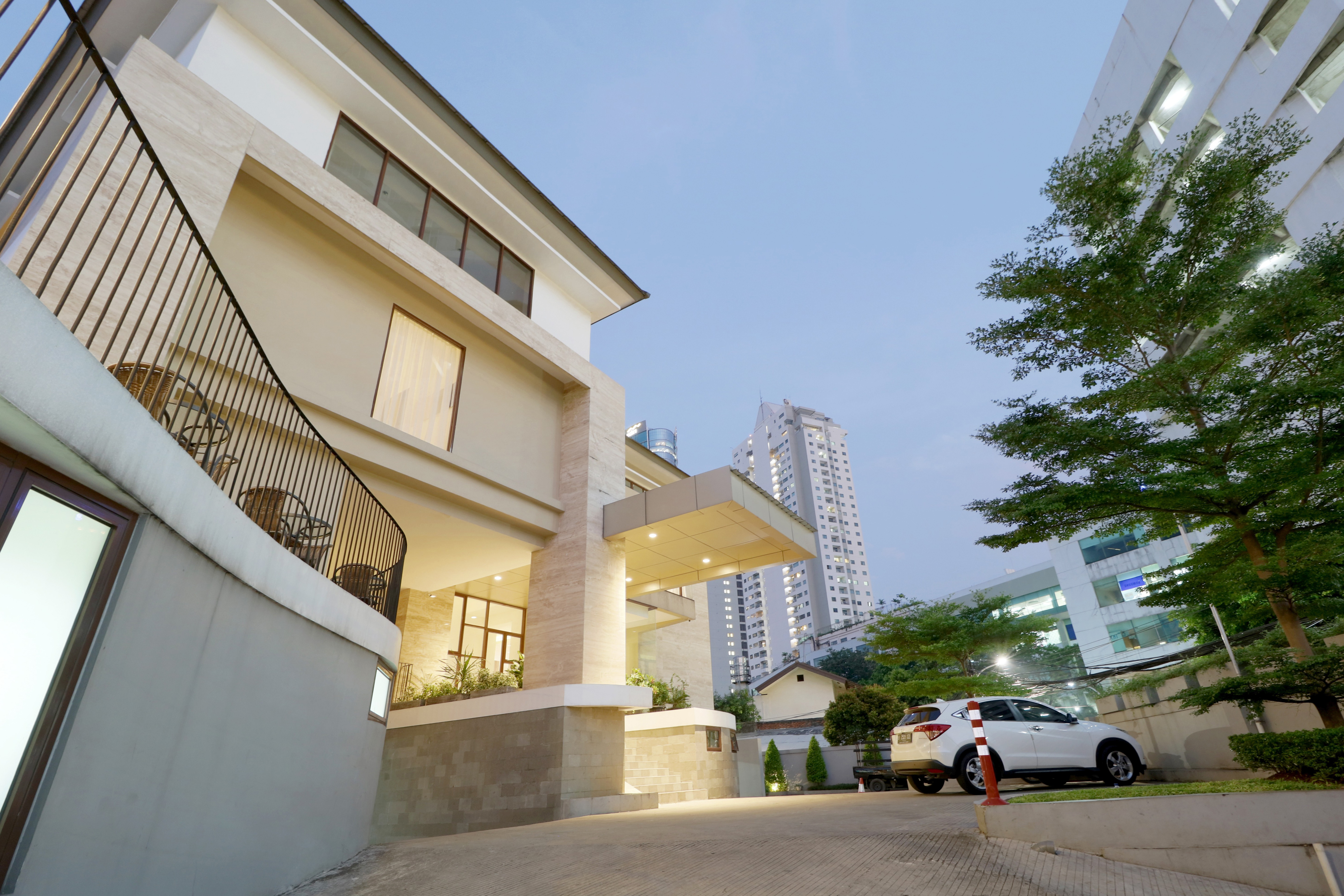 Plaza 54 Residence 45/54