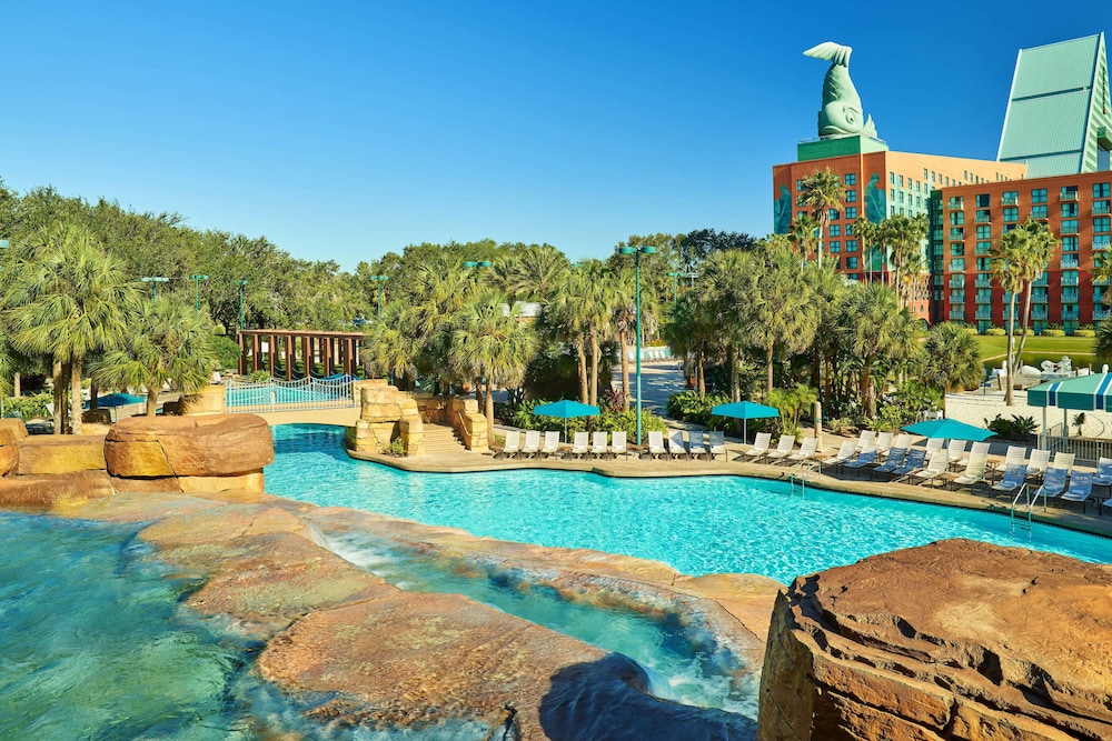 Walt Disney World Swan Resort 9/65