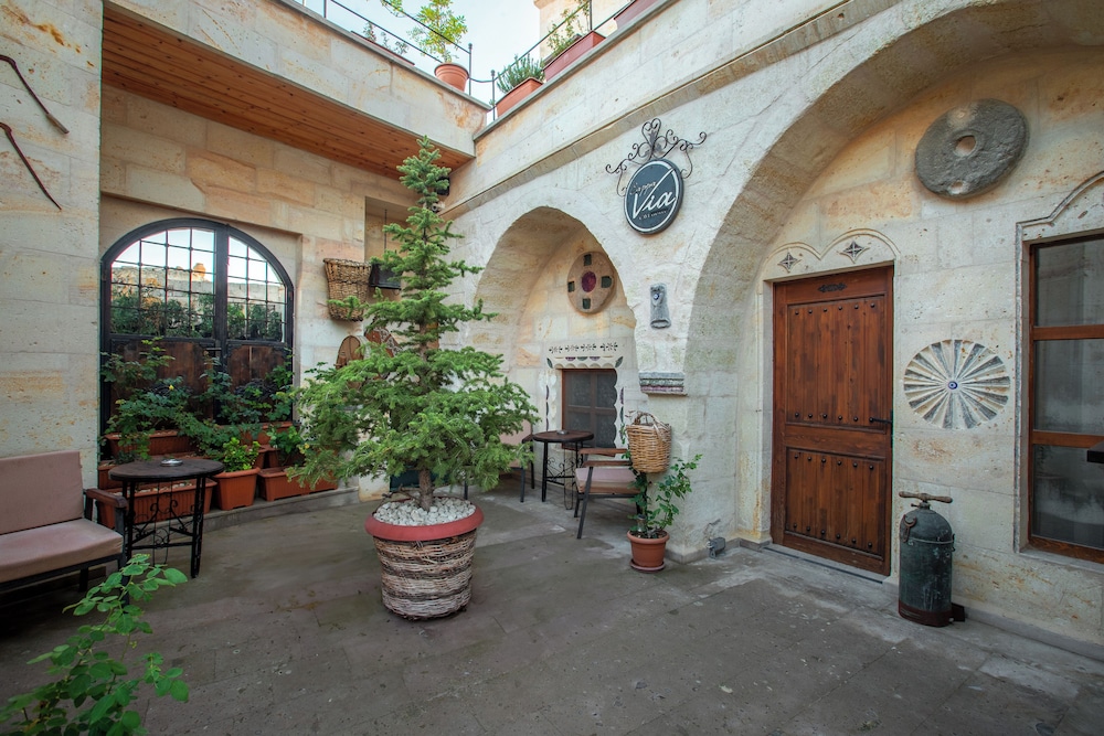 Cappa Via Cave Hotel 9/38