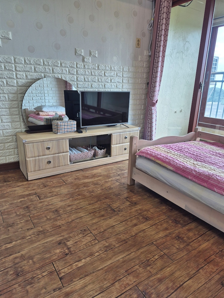 Jun House - Hostel 35/50