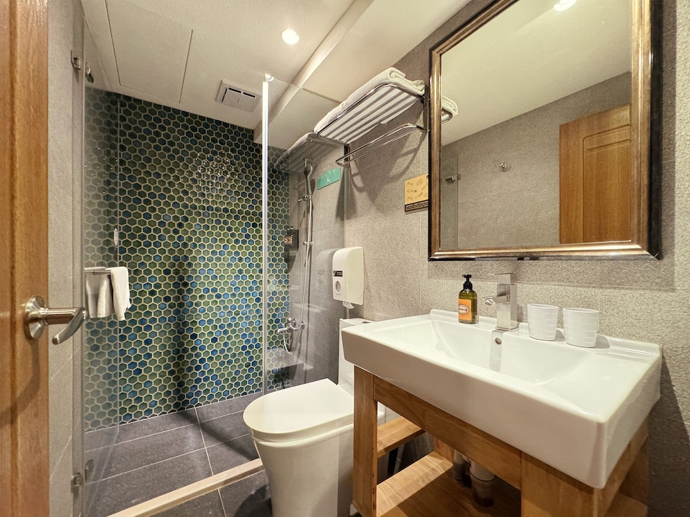 Nan Fun House Hotel 47/50