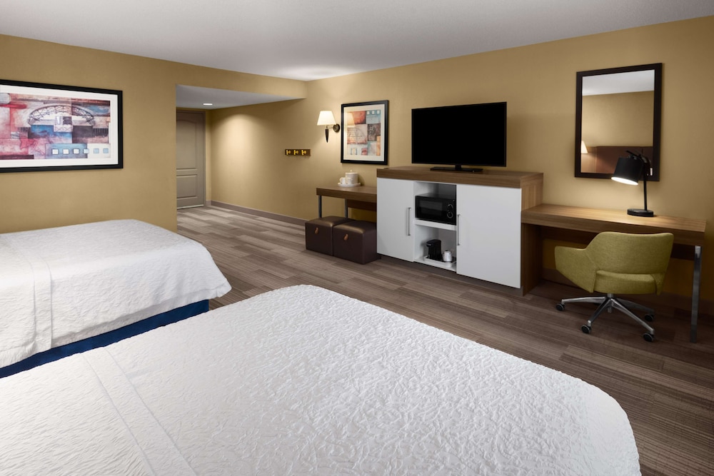 Hampton Inn Suites Banning Beaumont 8/50