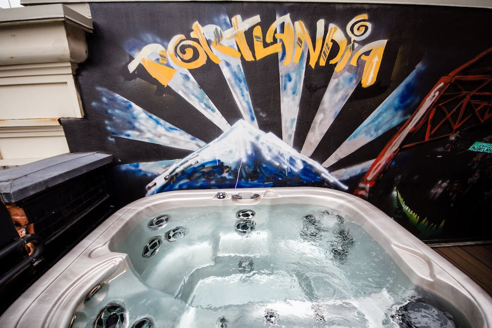 Kimpton Hotel Vintage Portland in PORTLAND - OR