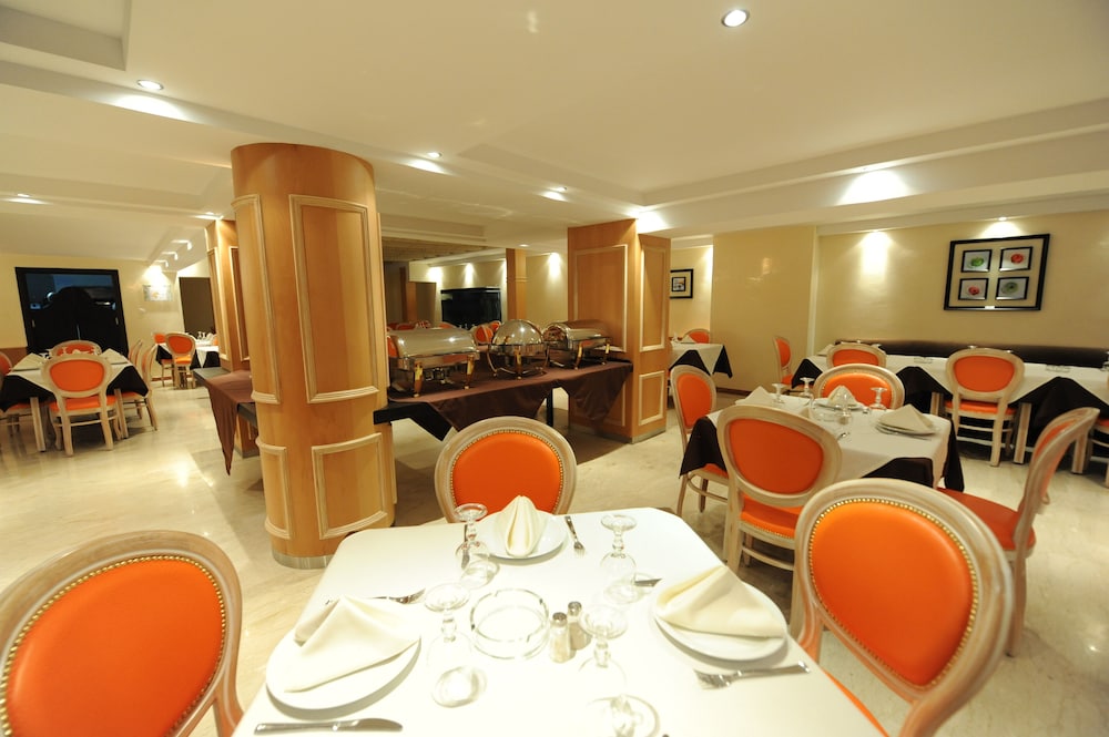 Rive Hôtel 49/58