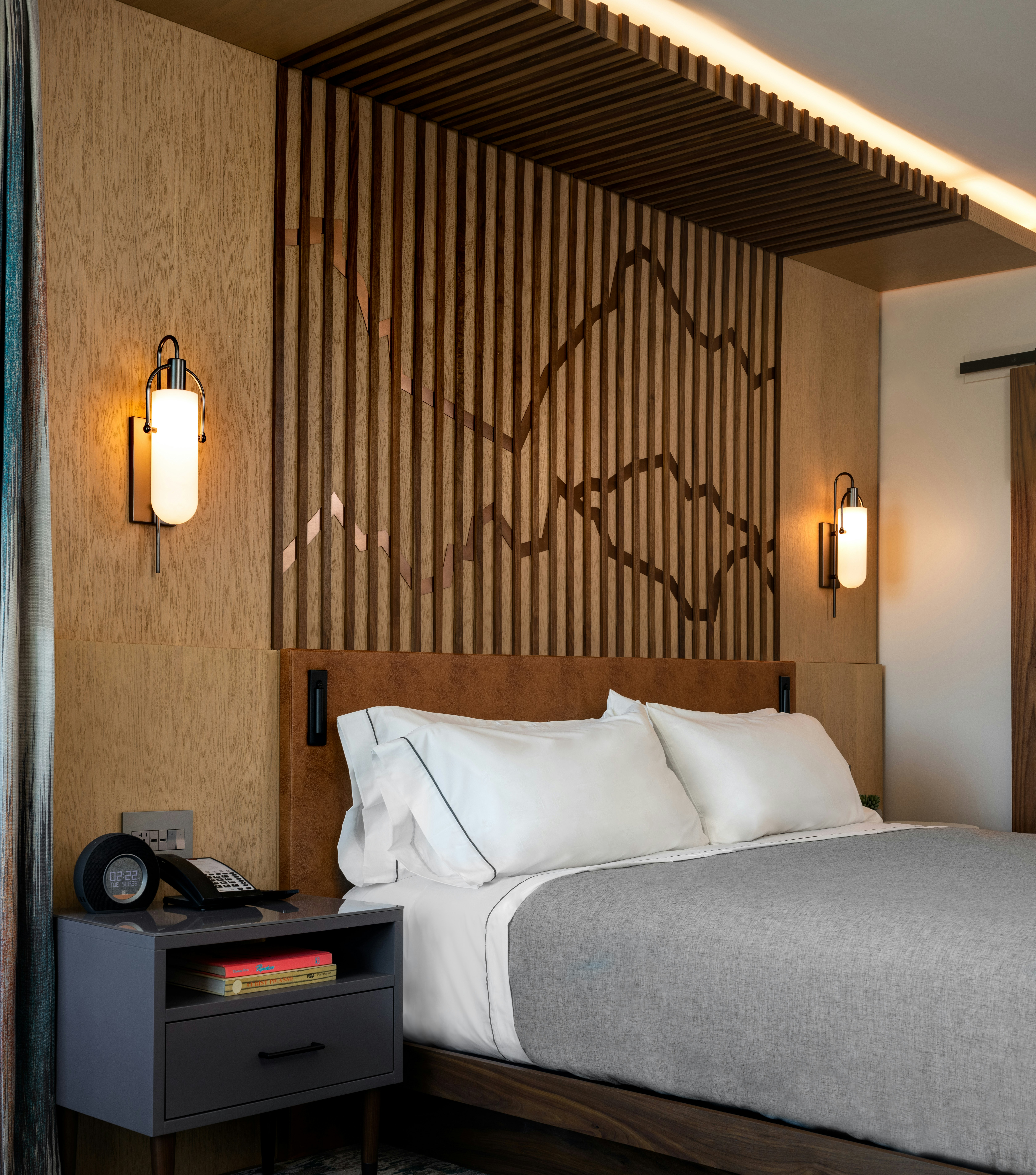 ROOM, KING BED, ACCESSIBLE