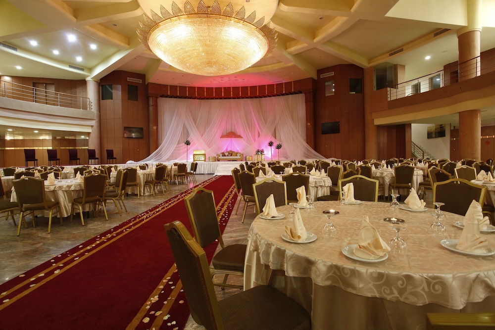 Tunis Grand Hotel 30/50