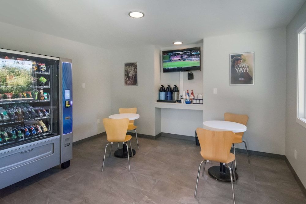 Motel6 Saanichton, BC - Victoria Airport 46/64