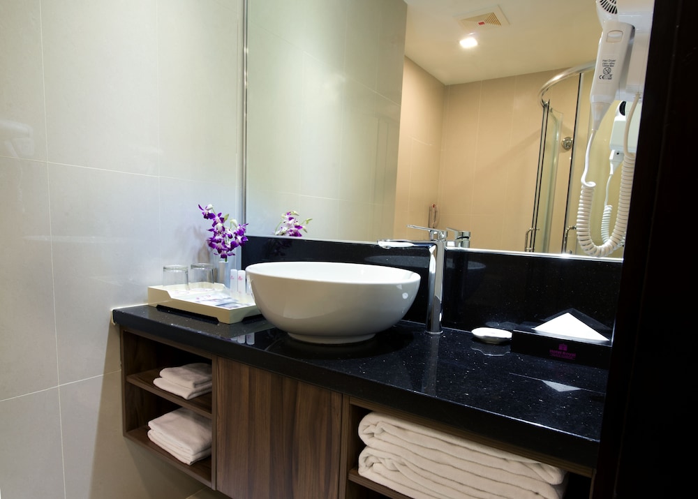 Hotel Royal Kuala Lumpur 24/52