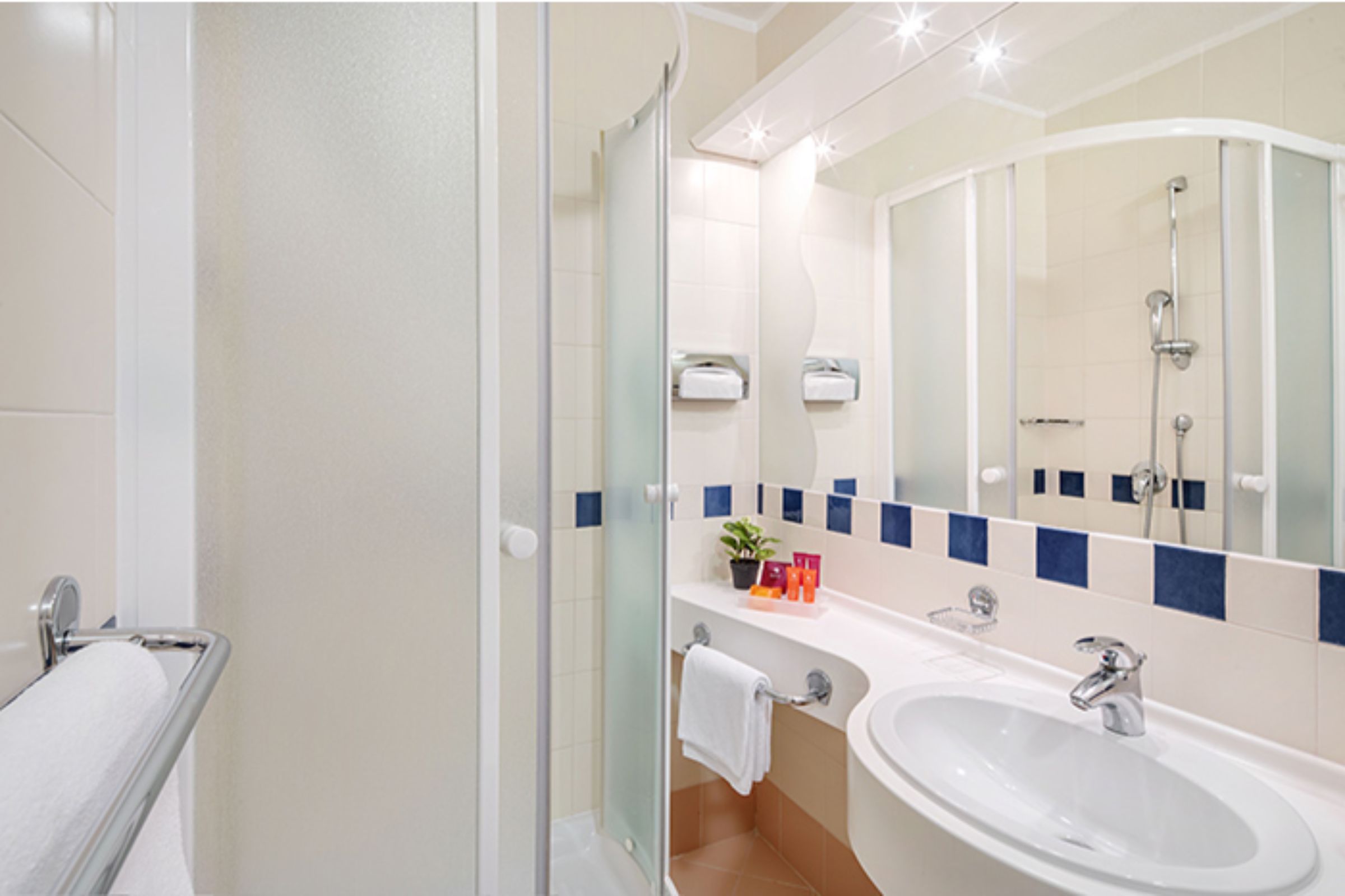 جناح جونيور، Valamar Diamant Hotel 5/7