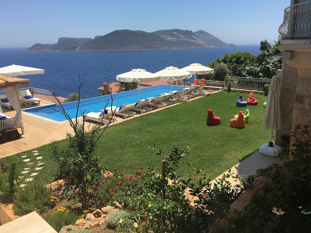 Marsala Hotel 48/64