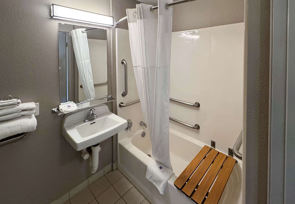 Motel6 Glenview, IL - Chicago North 57/60
