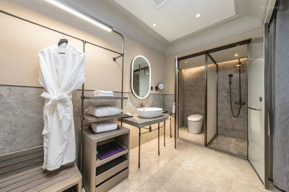 Mercure Fuzhou Downtown 57/61