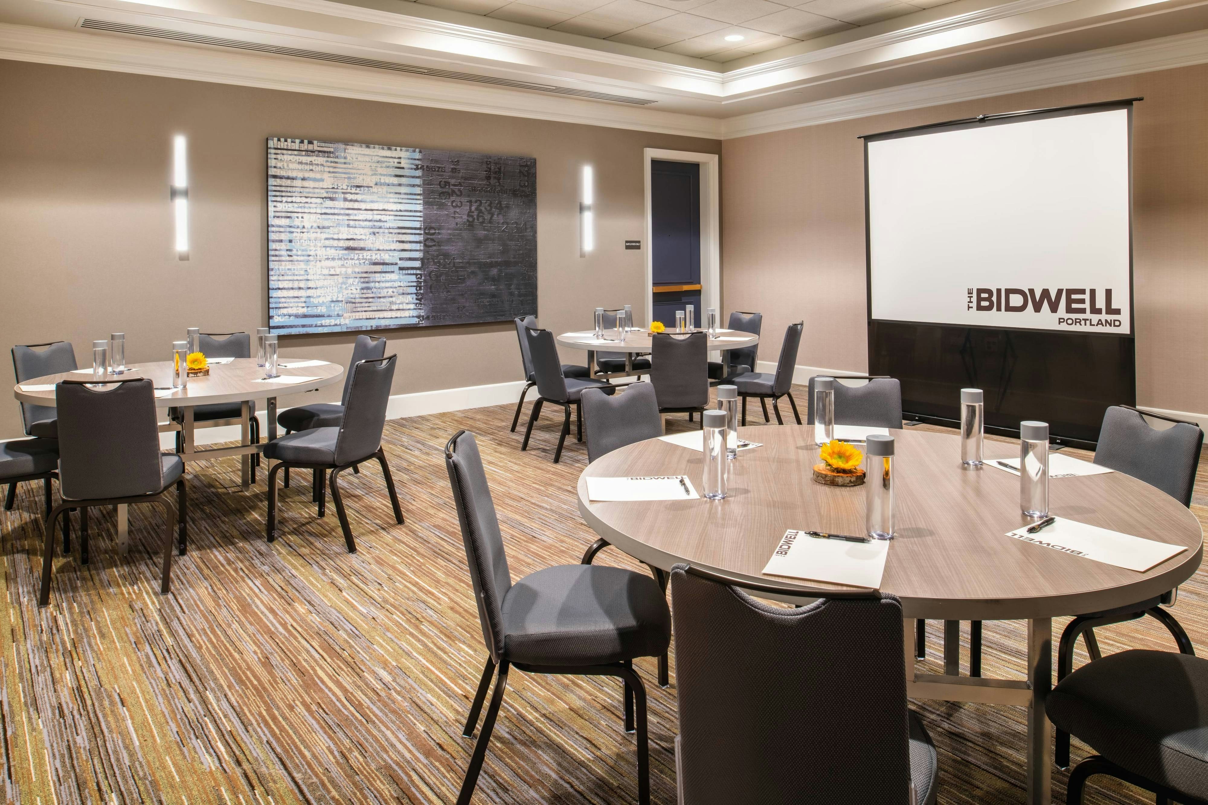 The Bidwell Marriott Portland 38/43