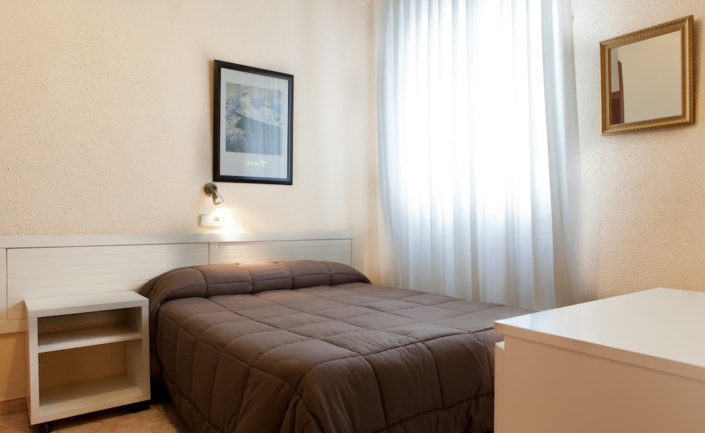 Hostal America 16/26