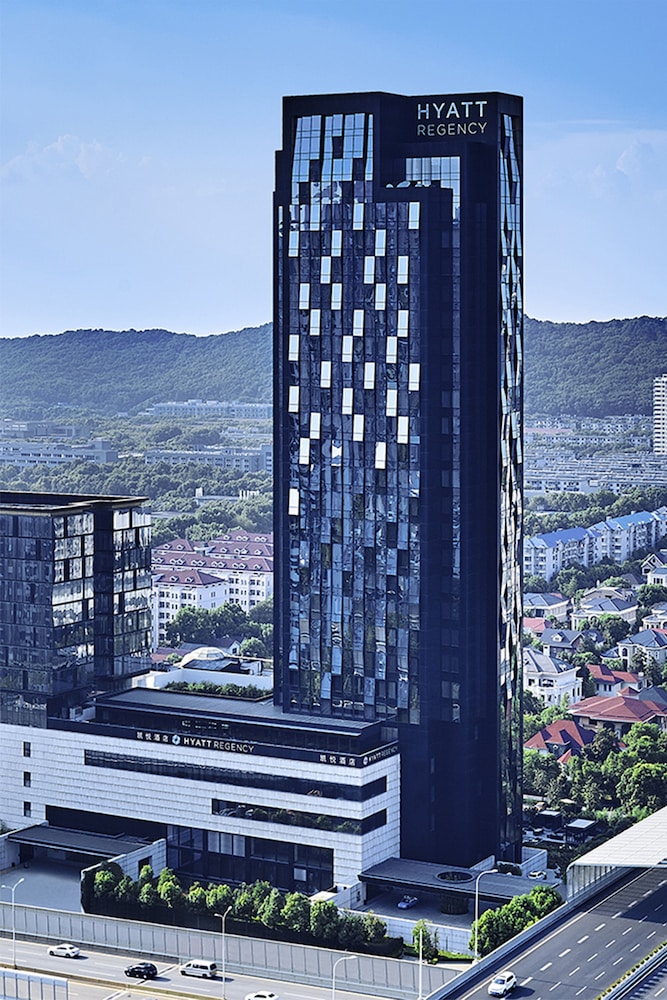 Hyatt Regency Wuhan Optics Valley 1/57