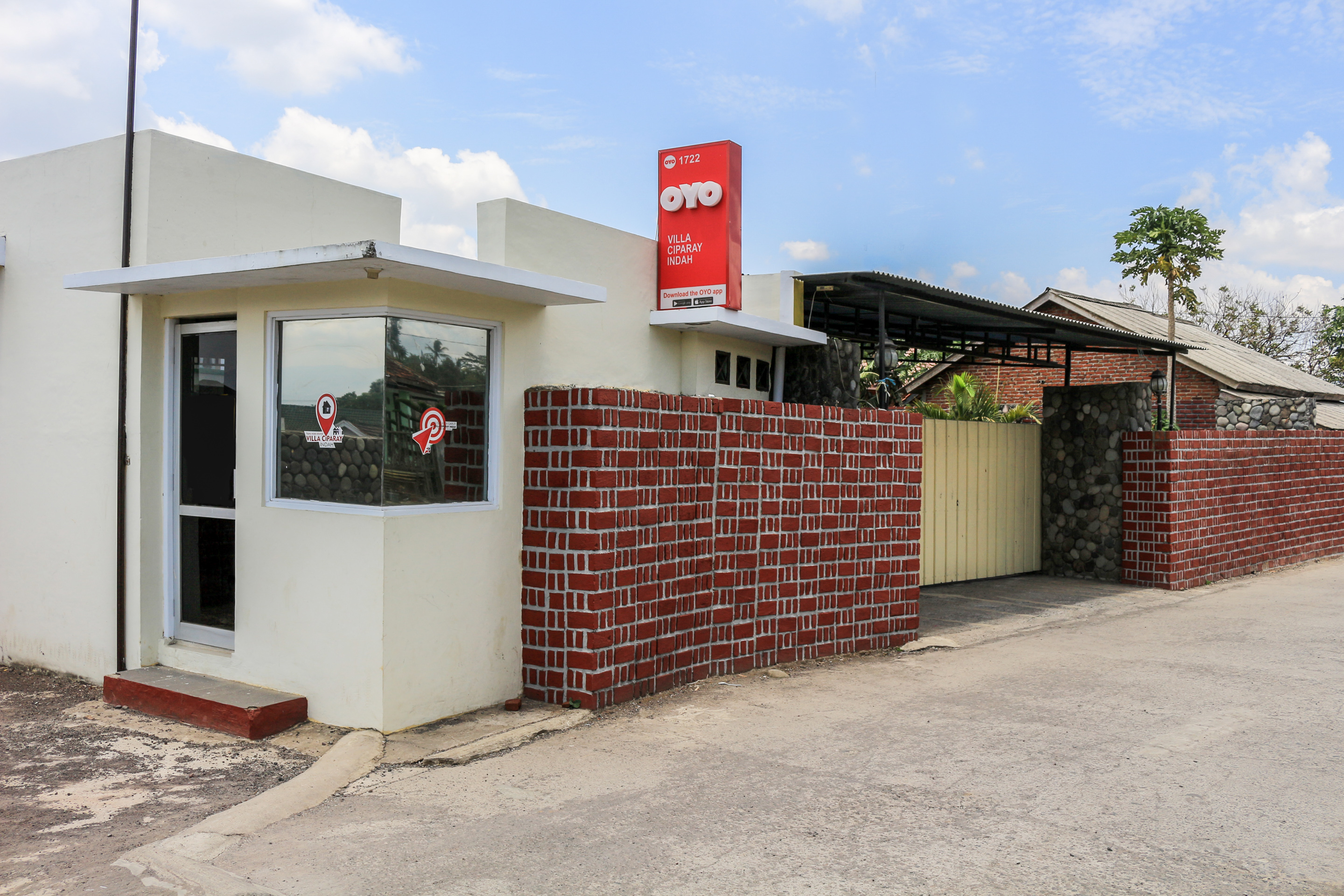 OYO 1722 Villa Ciparay Indah 23/29