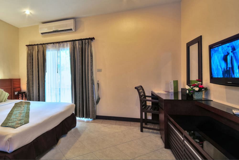 Gazebo Resort Pattaya 54/90