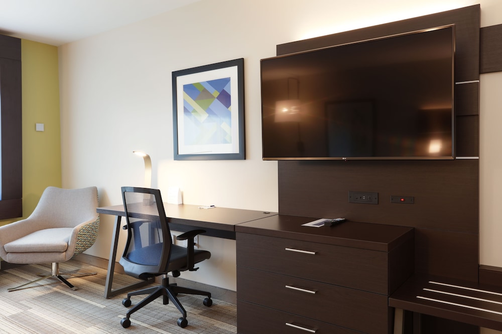 Holiday Inn Express Oneonta 53/62