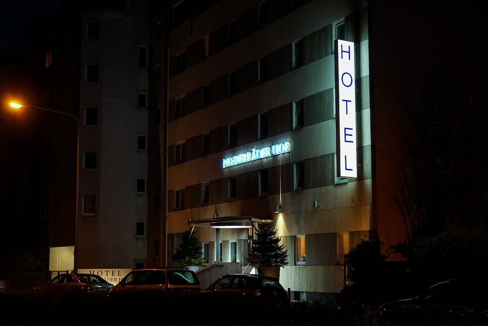 Hotel Niederraeder Hof 8/41