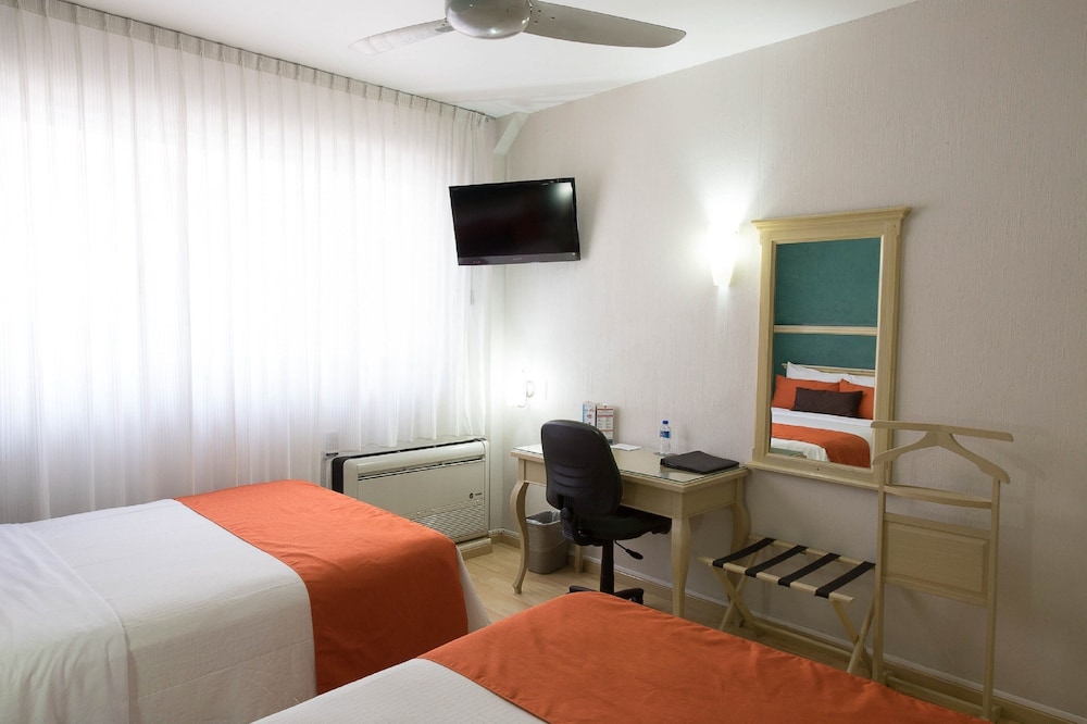 Hoteles Piedra Alta by De Los Perez 18/48