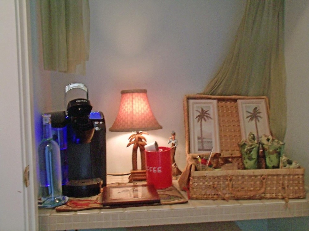 Inn to the Woods Bed and Breakfast 9/33