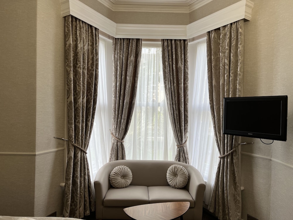 Tanes Hotel 49/61