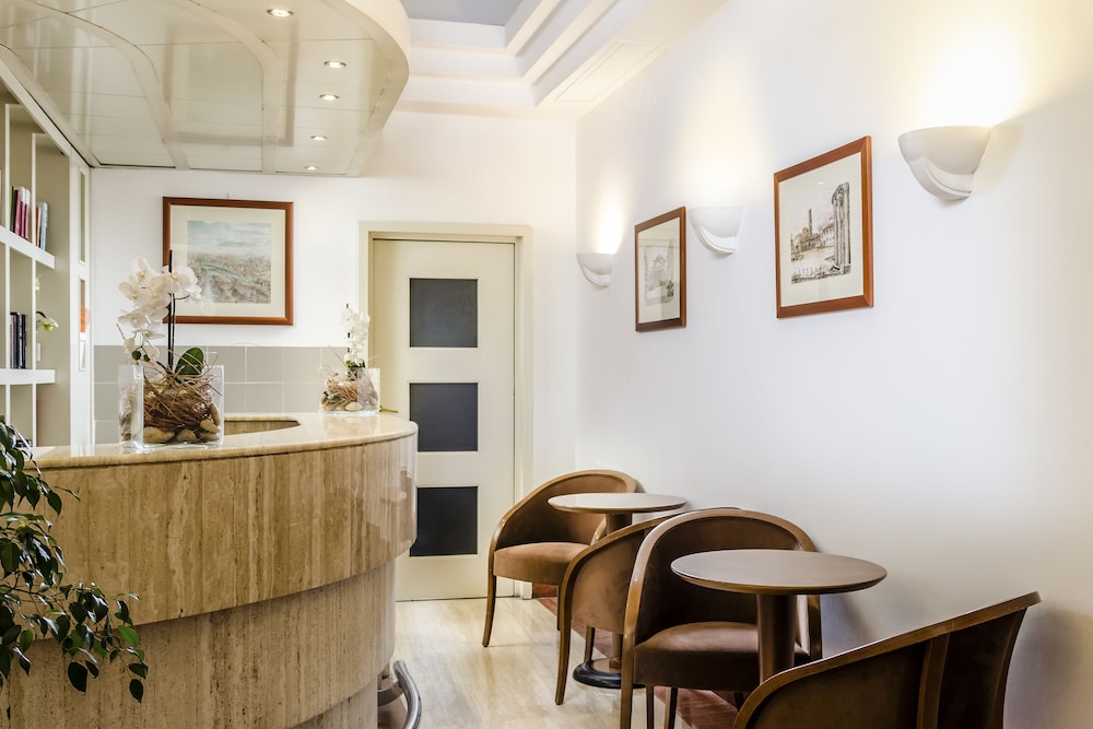 Hotel Exe Domus Aurea 4/26