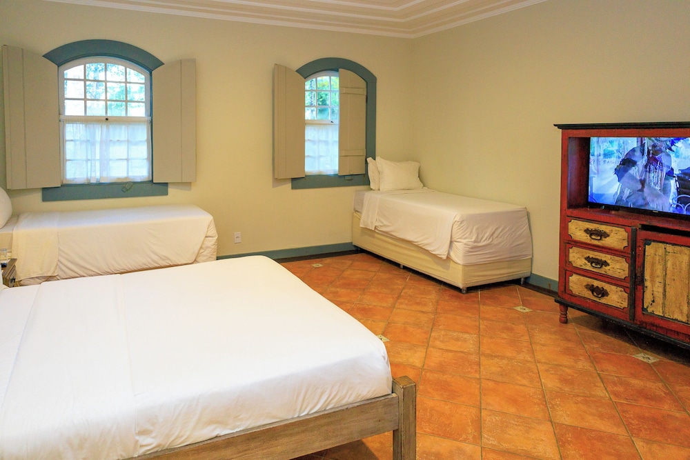 Room, Quadruple, Double and Twin Beds, Sea Front