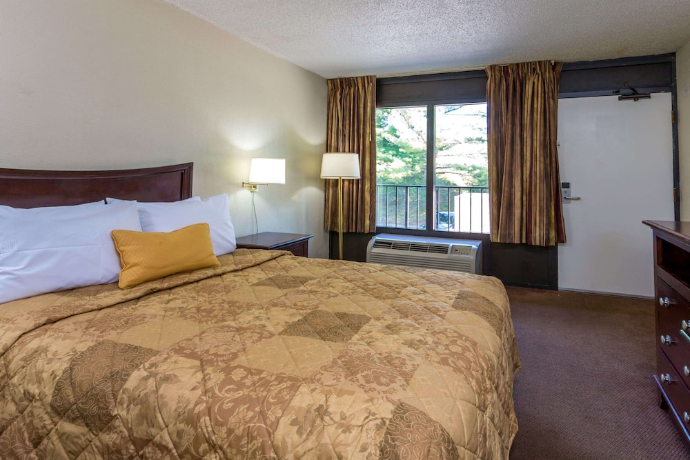 Days Inn by Wyndham Baltimore Northwest 20/51