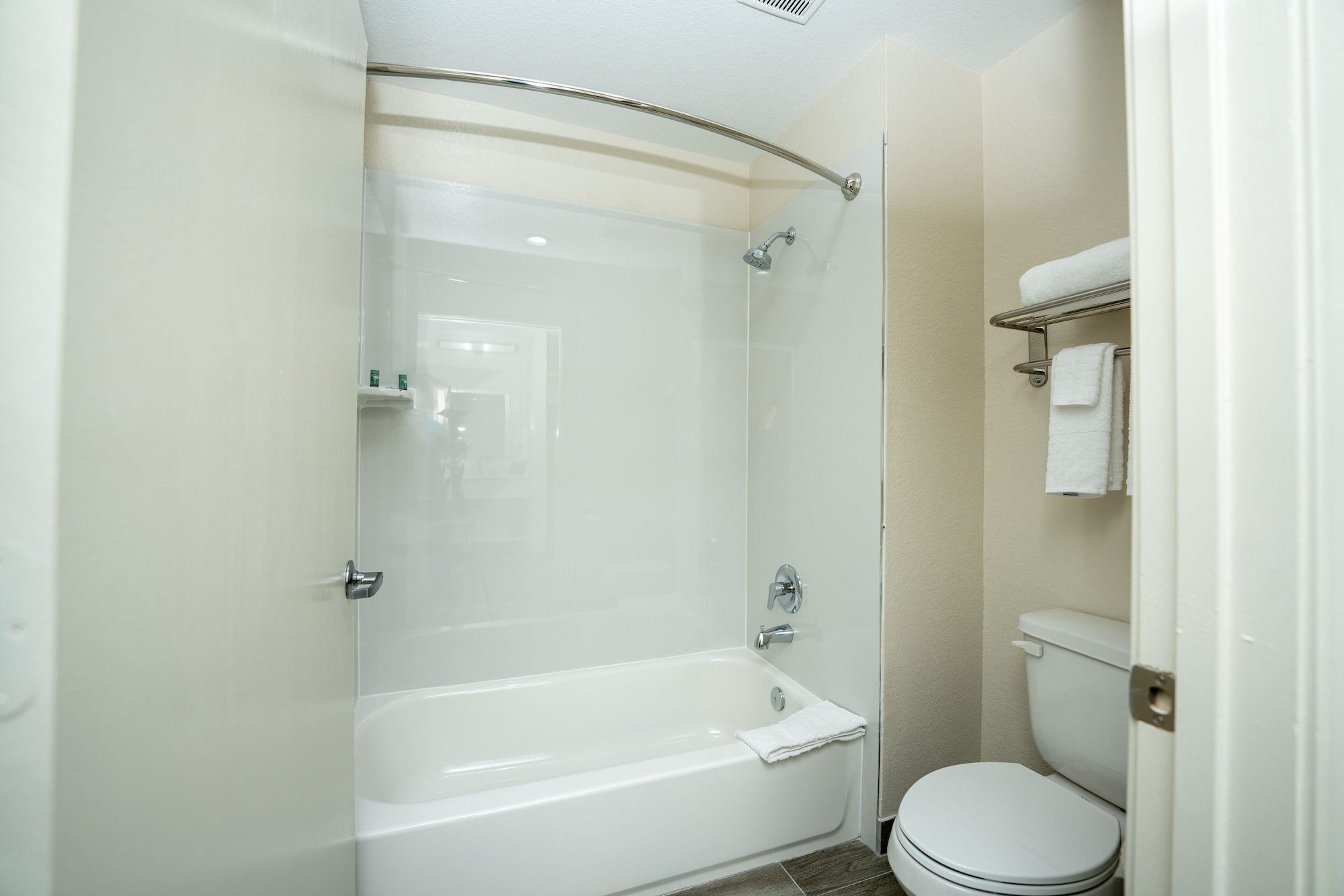 غرفة قياسية بسريرين كوين، Best Western Houston Bush Intercontinental Airport 2/2