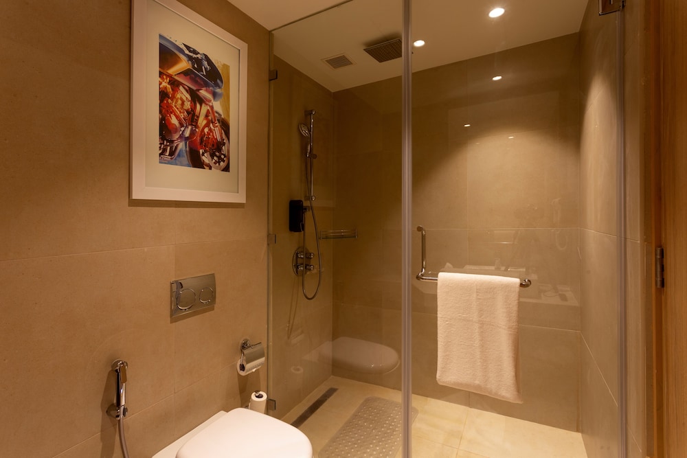 Holiday Inn Express And Suites Bengaluru Old Madras Road 27/59