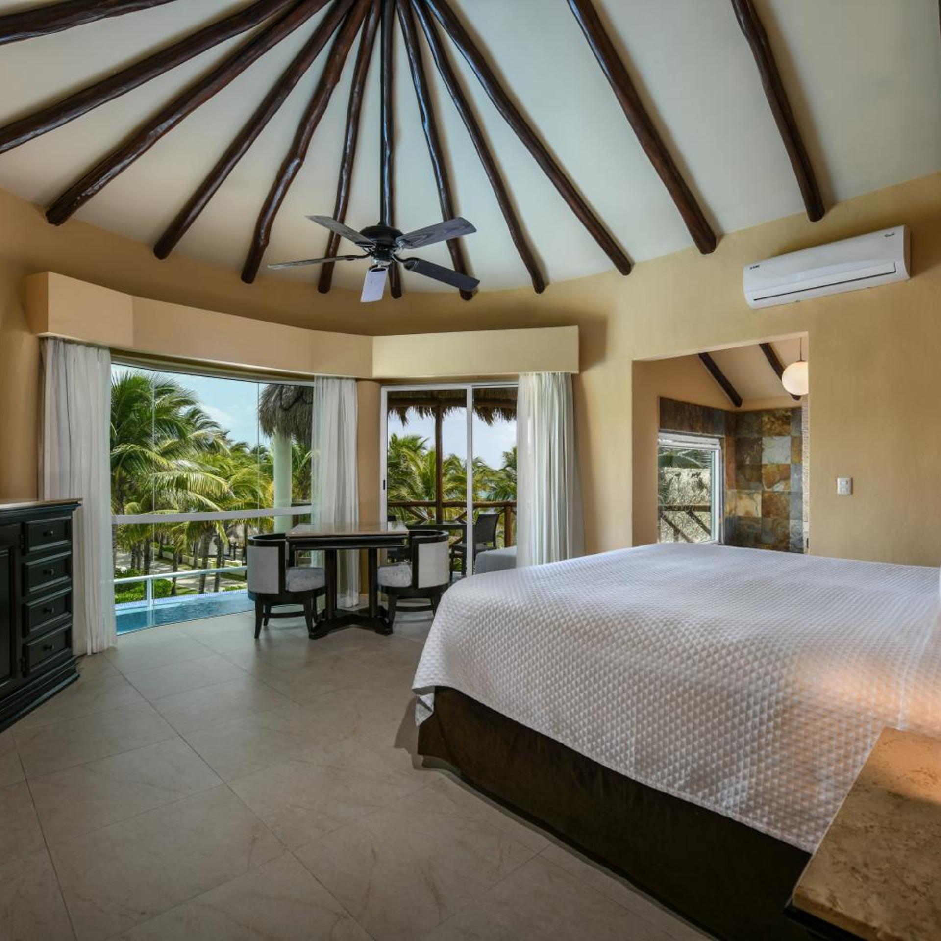 Royal, Pool, Retreat, Deluxe, Suite