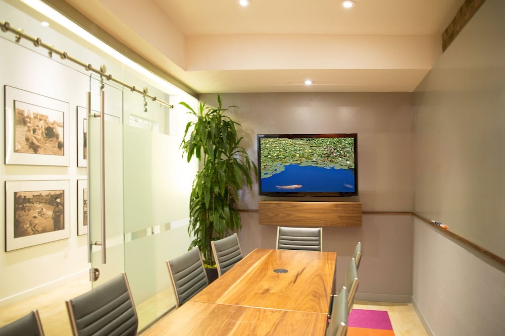 Riviera Beach House 36/58